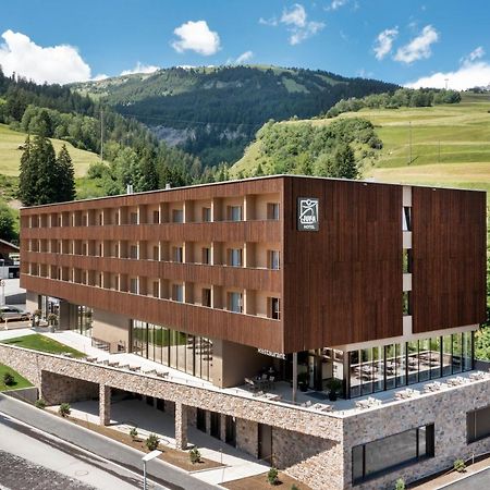 JUFA Hotel Savognin Eksteriør billede