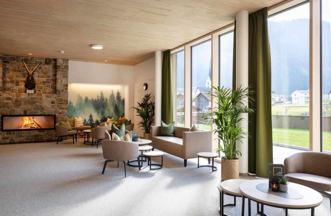 JUFA Hotel Savognin Eksteriør billede